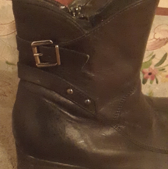Leather boots - Picture 2 of 15